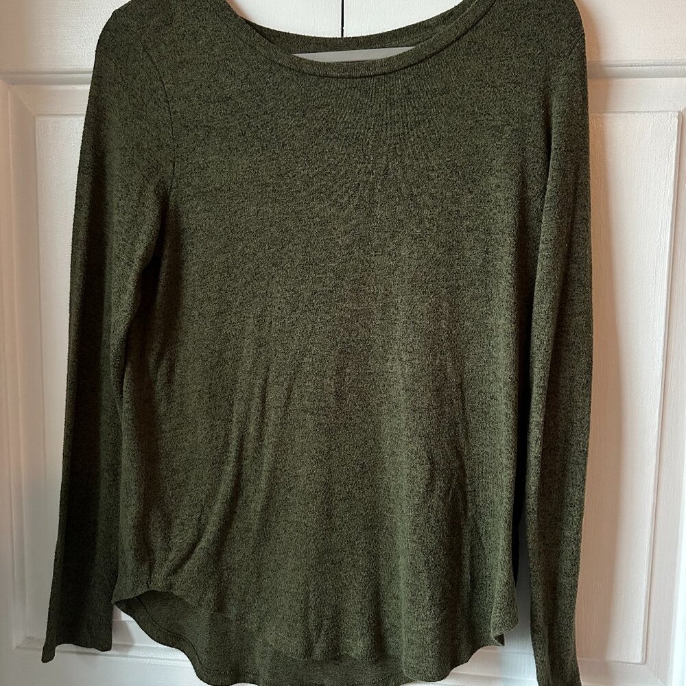 Old navy long sleeve, small